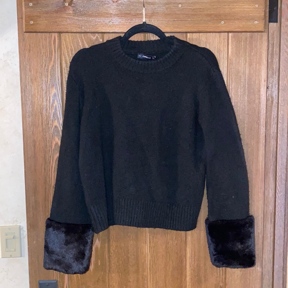 Zara black faux fur sleeve sweater